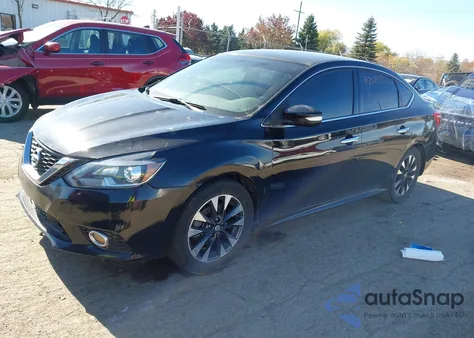 2018 Nissan Sentra Sr z USA, uszkodzony, nr VIN 3N1AB7AP1JY216324